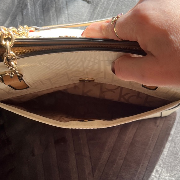Limited Edition Calvin Klein Purse - Picture 8 of 13